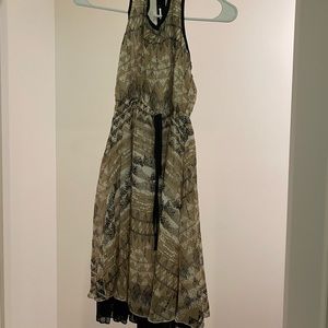 Boutique Ya Aztec design